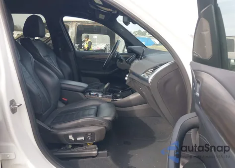 2018 BMW X3 xDrive30I z USA, uszkodzony, nr VIN 5UXTR9C54JLC80568